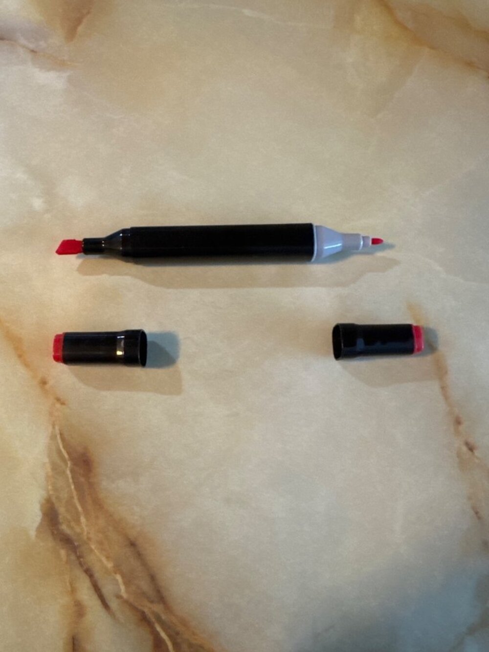 224 Dual-Tip Art Markers Set With Carrying Case - Alcohol-Based Ink - Vibrant Co - Picture 7 of 9